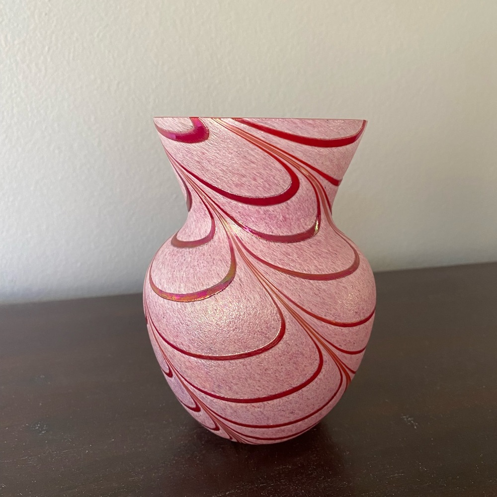 Unique Pulled Feather Iridescent Pink art Glass Vase